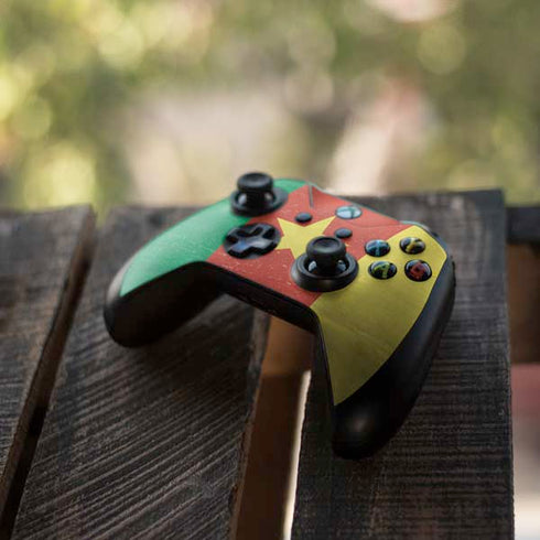 Cameroon Flag Distressed Xbox One X Controller Skin